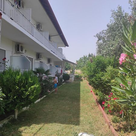 Noula Rooms Makrygialos Exterior photo
